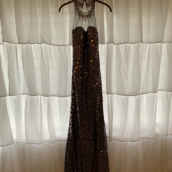 Size 4 Grey/silver Sequin Dress - Picture 4 of 4